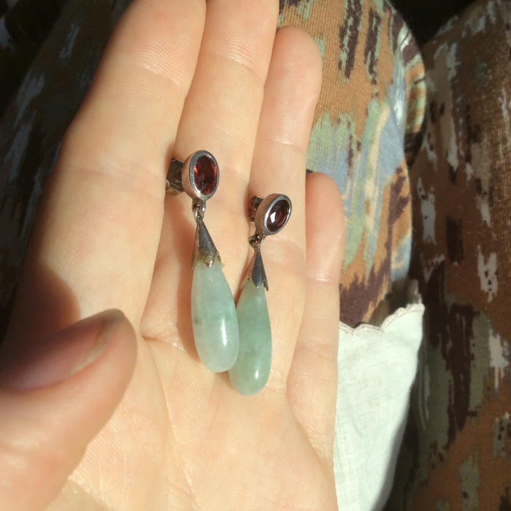 SOLD Green Stone Real Silver Earring Garnet - Picture 3 of 7